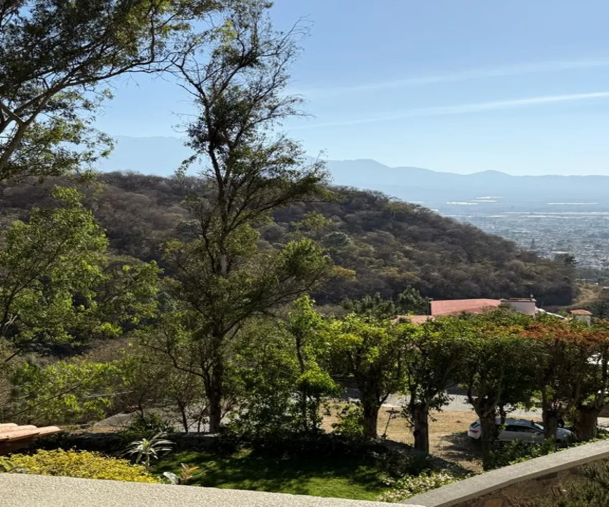 Casa En Venta,Arboledas,Cedros 12, Zapotlán el Grande, Jalisco 49066, 3 Habitaciones,4 Baños,Cedros,1,pGLCpIt