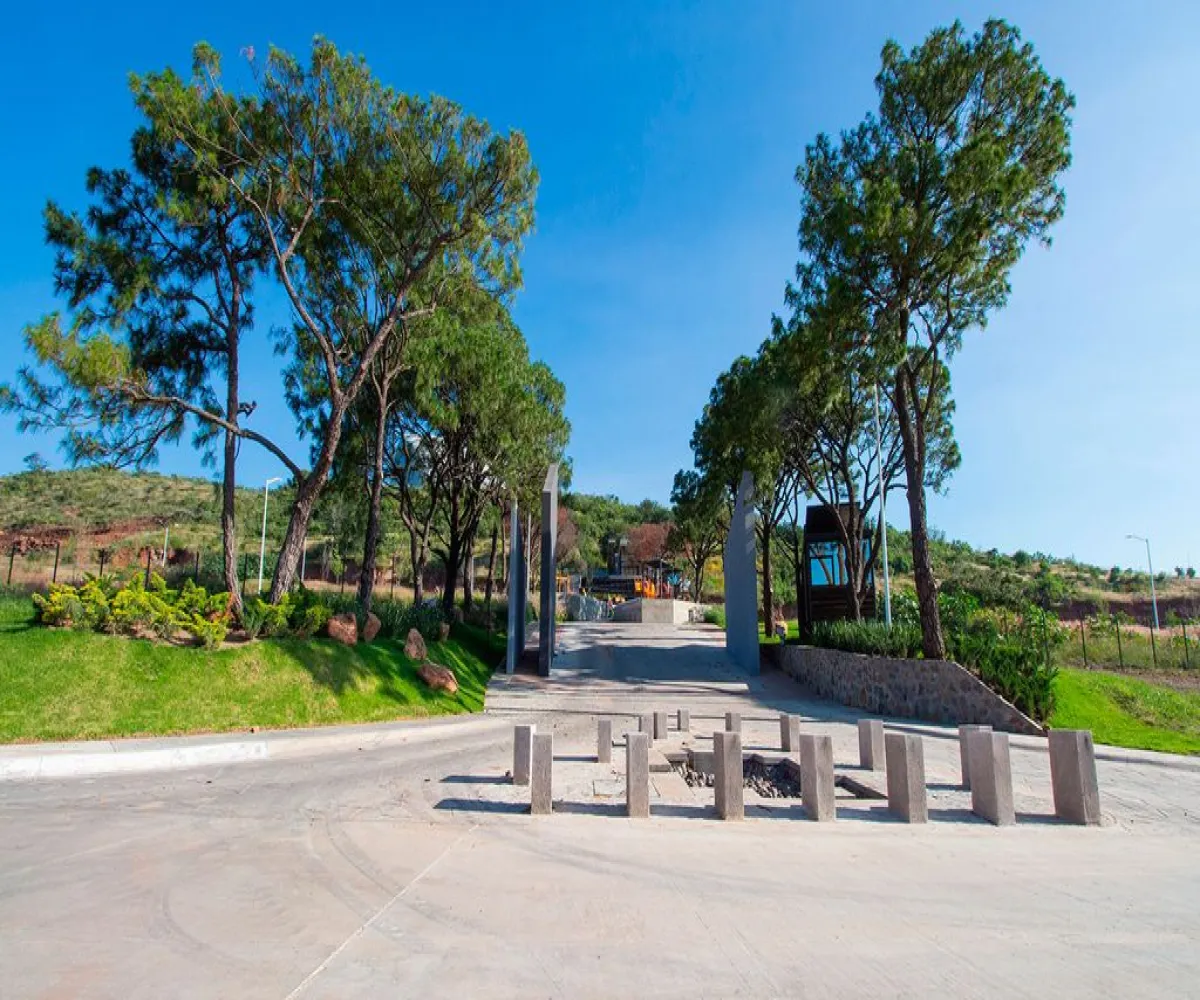 Terreno En Venta,Sin Nombre,Calle Prolongacion Avenida Las Fuentes 1296, San Pedro Tlaquepaque, Jalisco 45608,Calle Prolongacion Avenida Las Fuentes,p5AVdCr