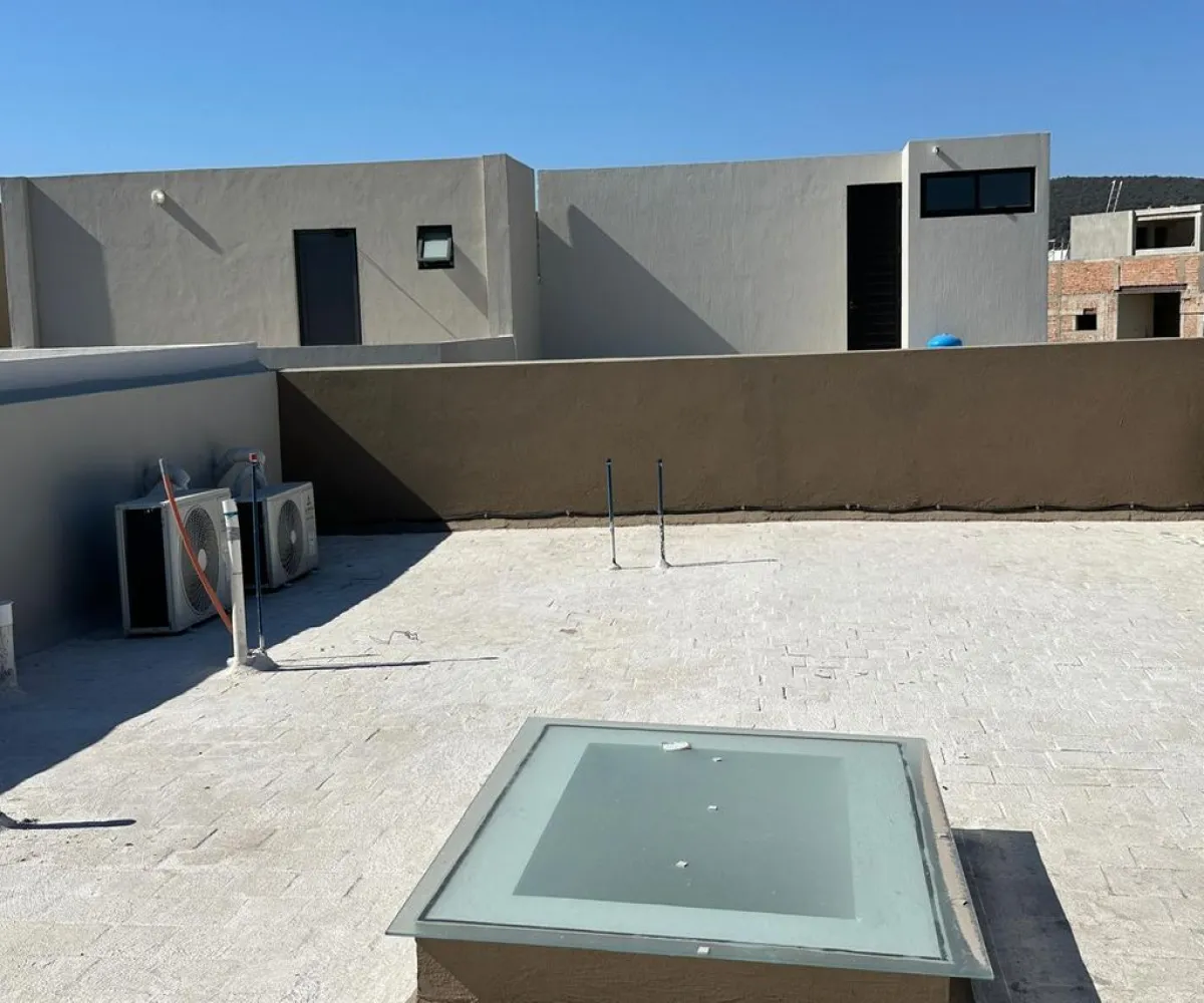 Casa En Venta,Parques Vallarta,Paseo del Norte 3322 108, Zapopan, Jalisco 45134, 4 Habitaciones,4 Baños,Paseo del Norte,2,powv201