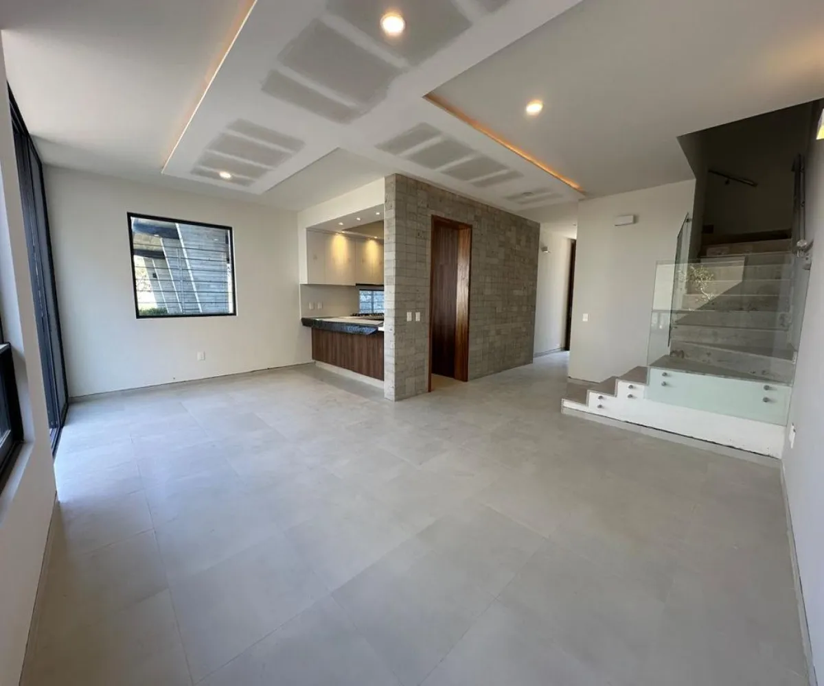 Casa En Venta,Parques Vallarta,Paseo del Norte 3322 108, Zapopan, Jalisco 45134, 4 Habitaciones,4 Baños,Paseo del Norte,2,powv201