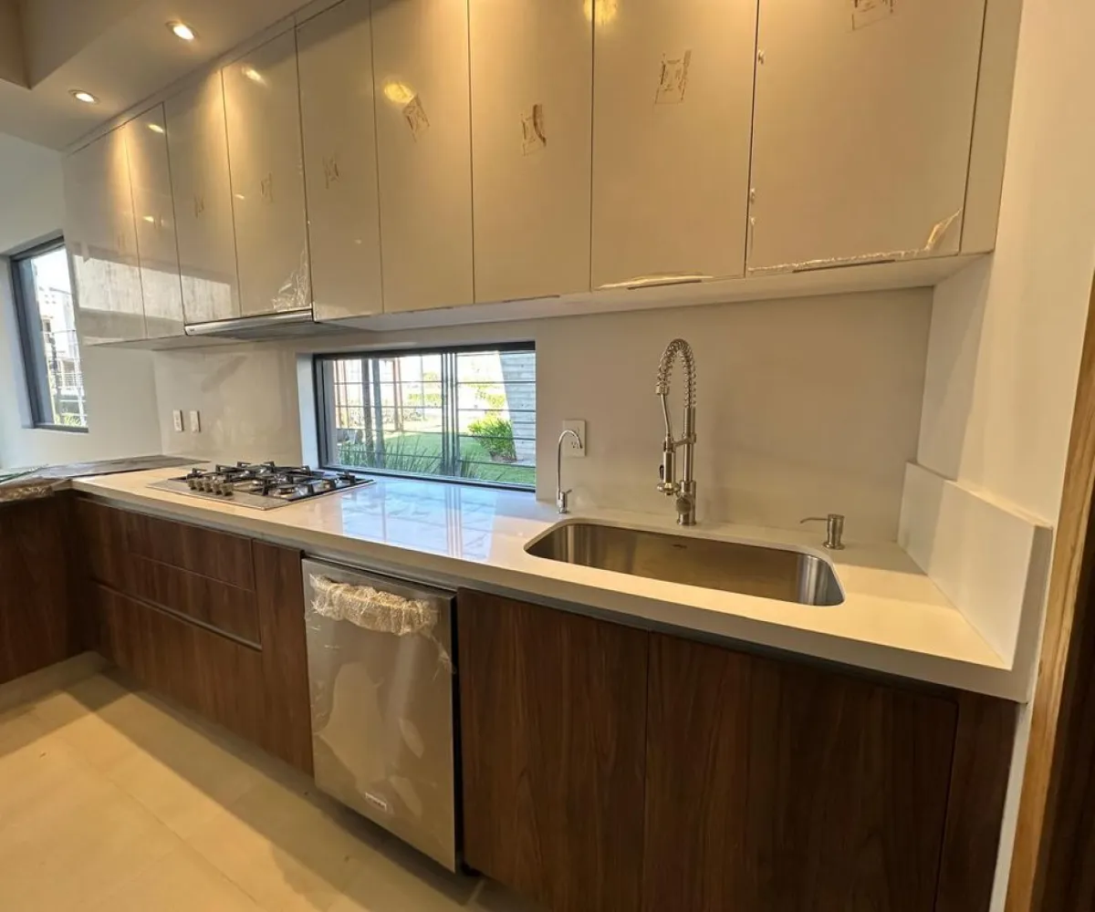 Casa En Venta,Parques Vallarta,Paseo del Norte 3322 108, Zapopan, Jalisco 45134, 4 Habitaciones,4 Baños,Paseo del Norte,2,powv201