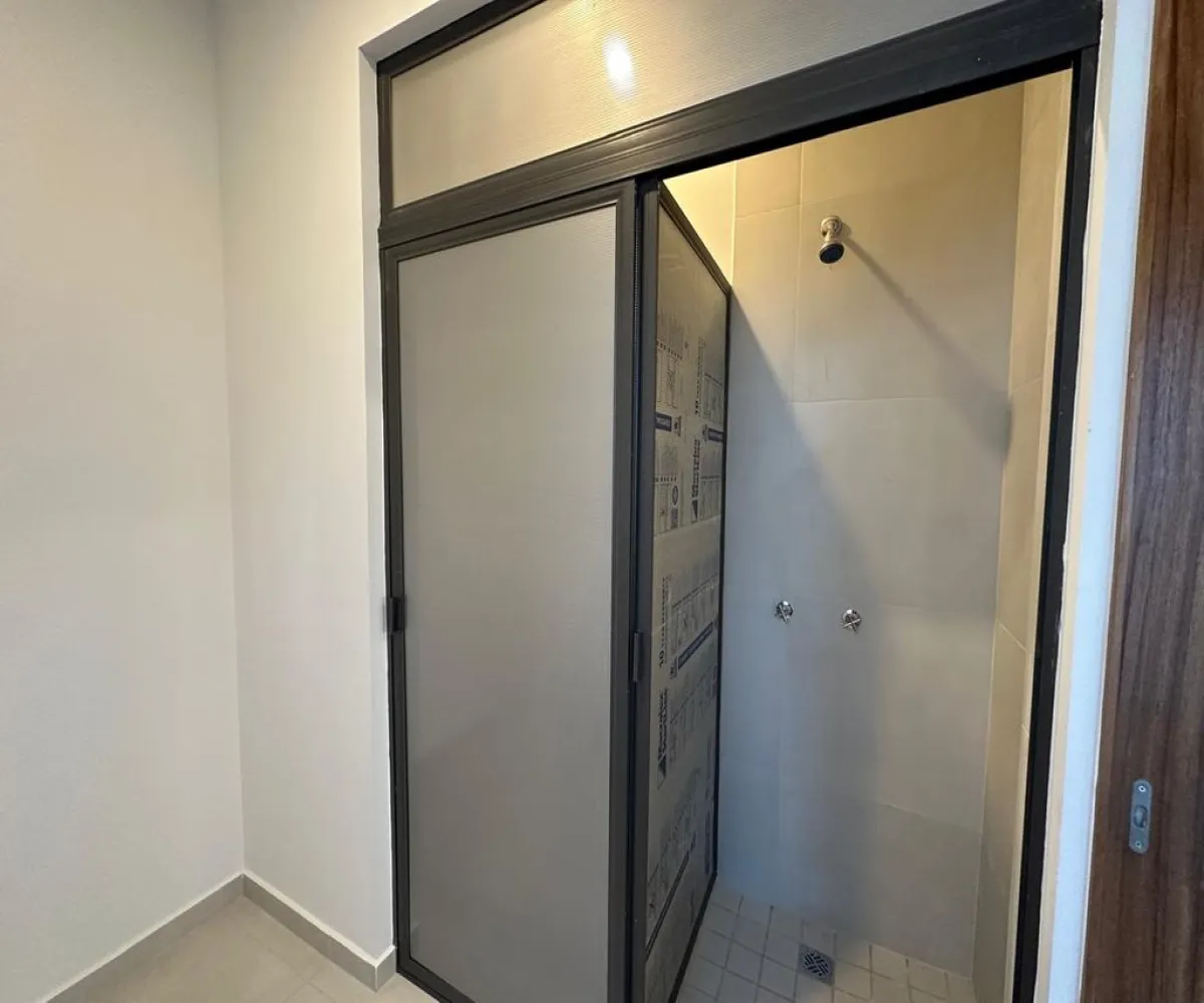 Casa En Venta,Parques Vallarta,Paseo del Norte 3322 108, Zapopan, Jalisco 45134, 4 Habitaciones,4 Baños,Paseo del Norte,2,powv201