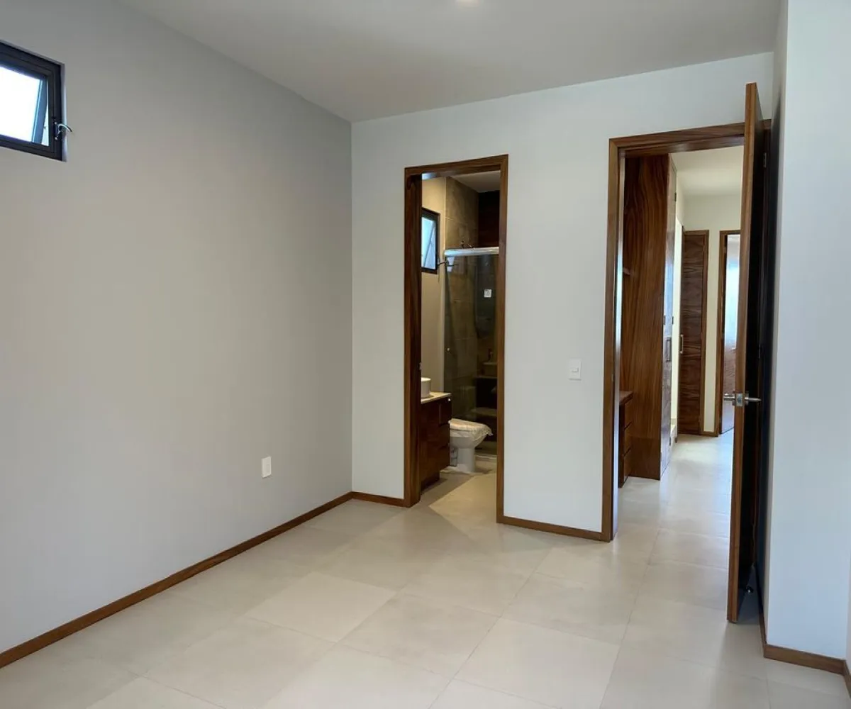 Casa En Venta,Parques Vallarta,Paseo del Norte 3322 108, Zapopan, Jalisco 45134, 4 Habitaciones,4 Baños,Paseo del Norte,2,powv201