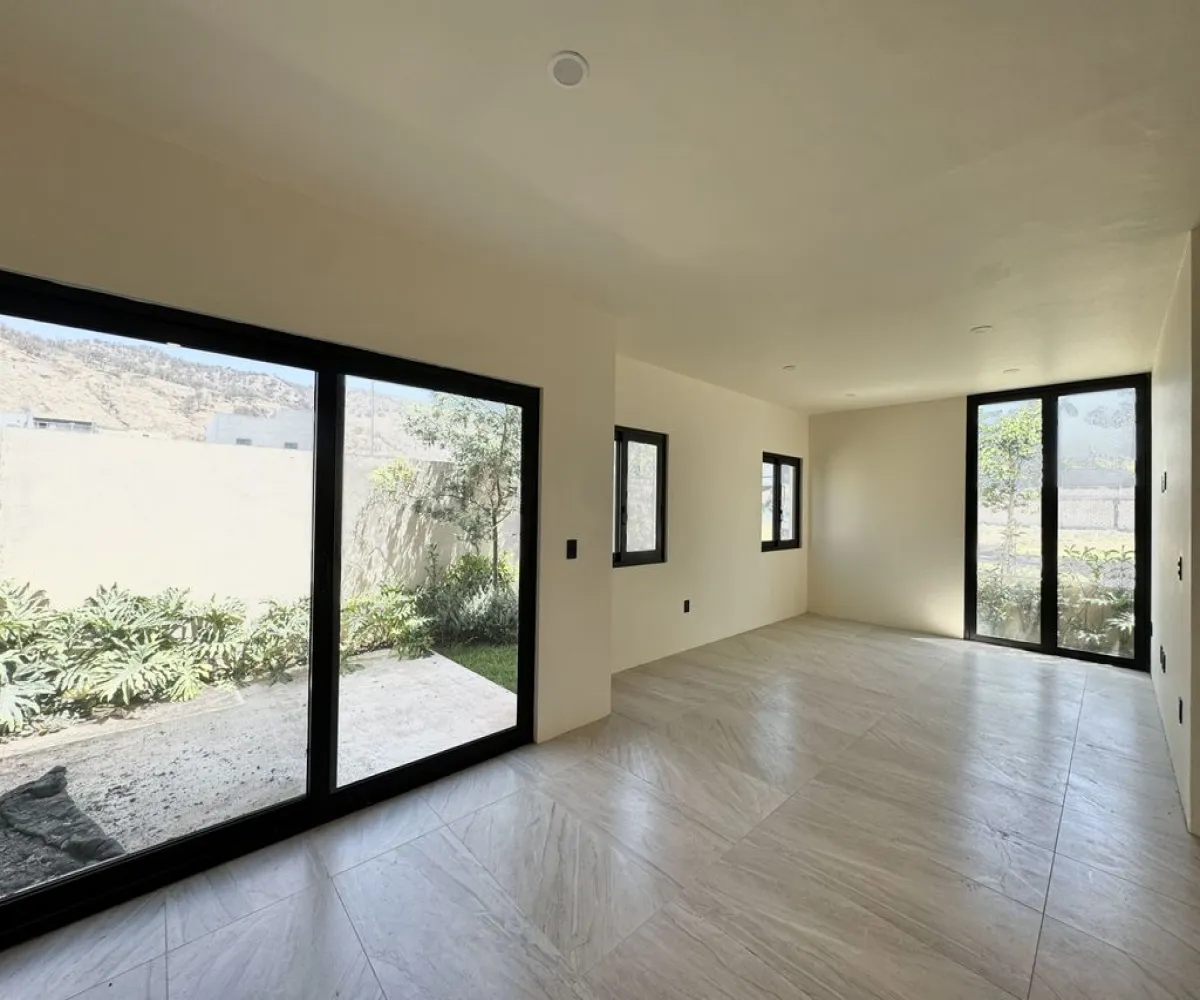 Casa En Venta,El Edén, Tlajomulco de Zúñiga,Paseo del Edén 2 46, Tlajomulco de Zúñiga, Jalisco 45645, 4 Habitaciones,3 Baños,Paseo del Edén,2,pJjOKfP