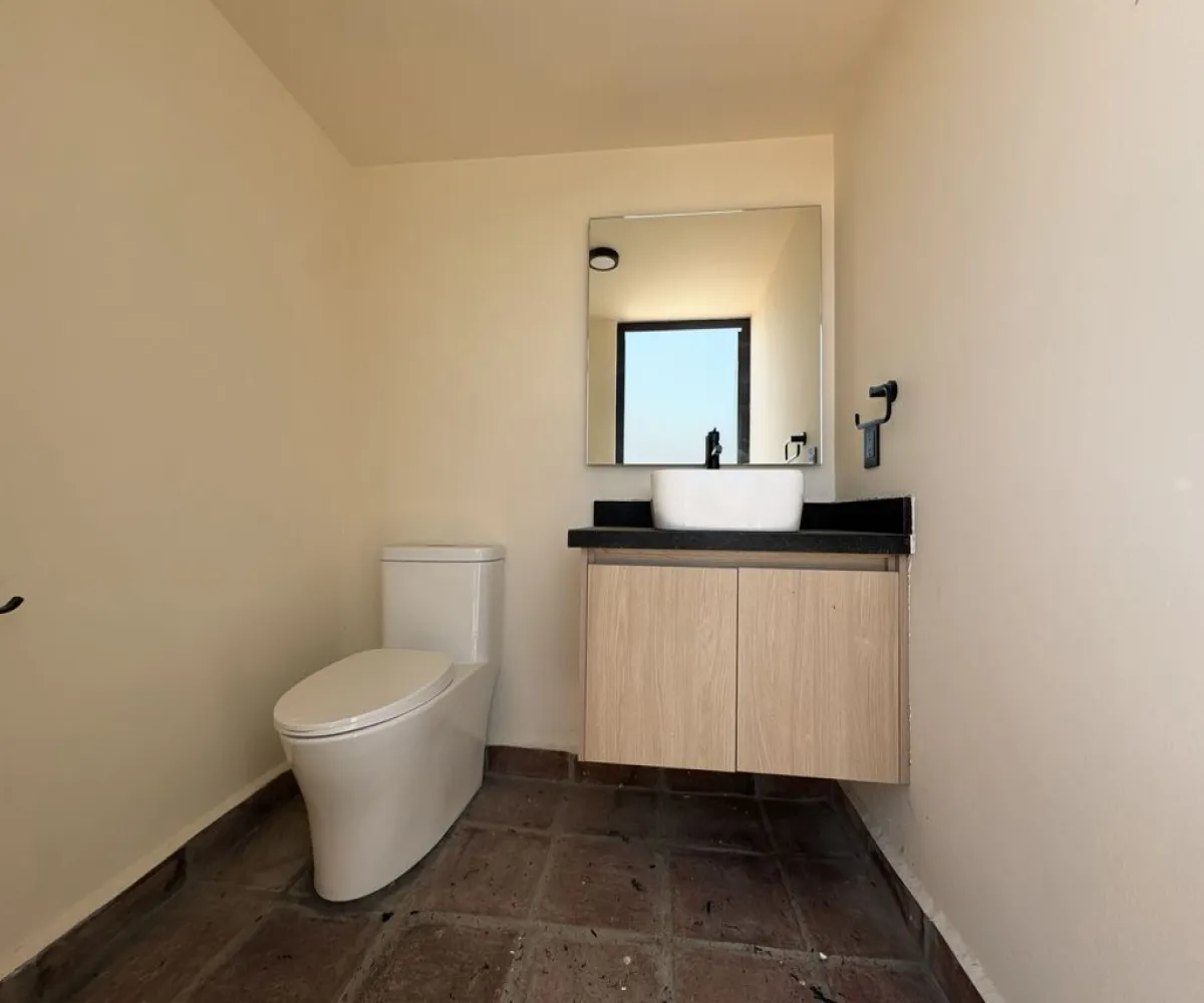 Casa En Venta,El Edén, Tlajomulco de Zúñiga,Paseo del Edén 2 46, Tlajomulco de Zúñiga, Jalisco 45645, 4 Habitaciones,3 Baños,Paseo del Edén,2,pJjOKfP