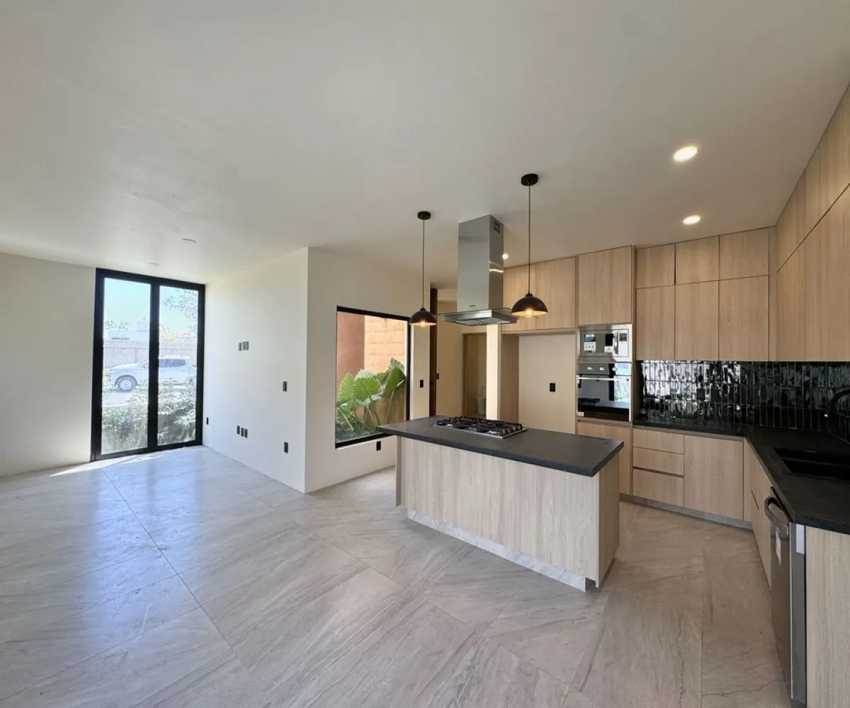 Casa En Venta,El Edén, Tlajomulco de Zúñiga,Paseo del Edén 2 46, Tlajomulco de Zúñiga, Jalisco 45645, 4 Habitaciones,3 Baños,Paseo del Edén,2,pJjOKfP