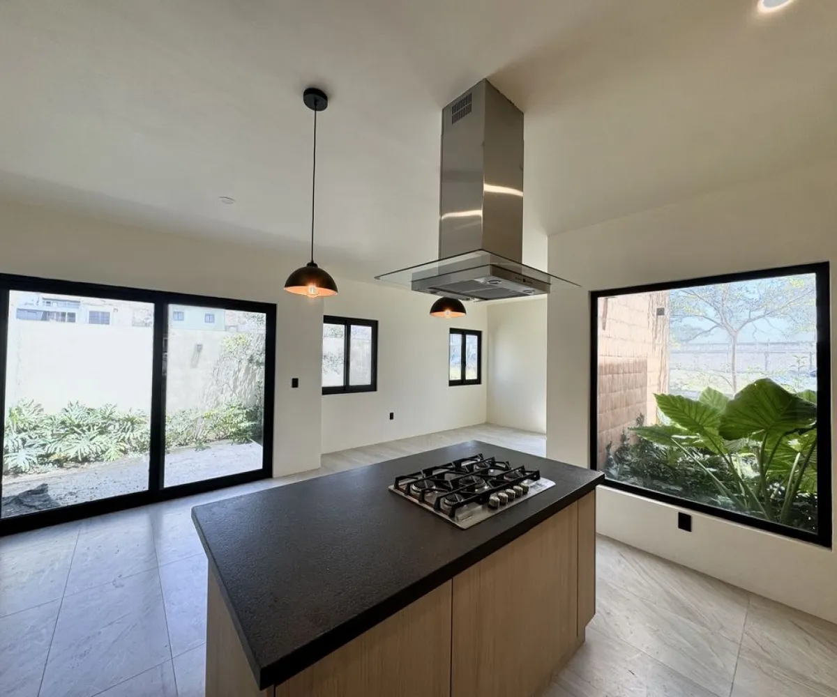 Casa En Venta,El Edén, Tlajomulco de Zúñiga,Paseo del Edén 2 46, Tlajomulco de Zúñiga, Jalisco 45645, 4 Habitaciones,3 Baños,Paseo del Edén,2,pJjOKfP