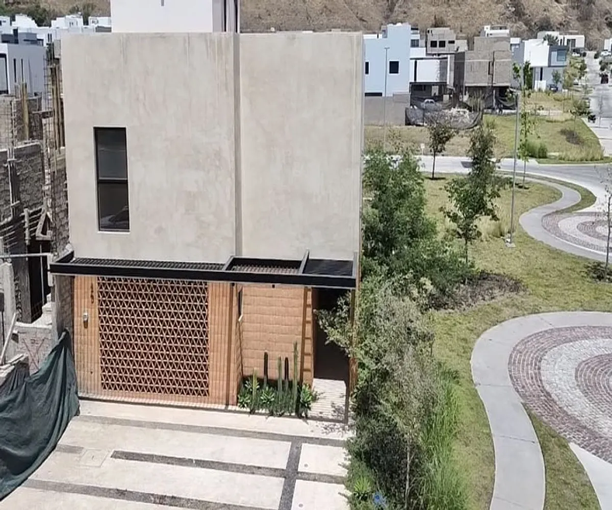Casa En Venta,El Edén, Tlajomulco de Zúñiga,Paseo del Edén 2 46, Tlajomulco de Zúñiga, Jalisco 45645, 4 Habitaciones,3 Baños,Paseo del Edén,2,pJjOKfP