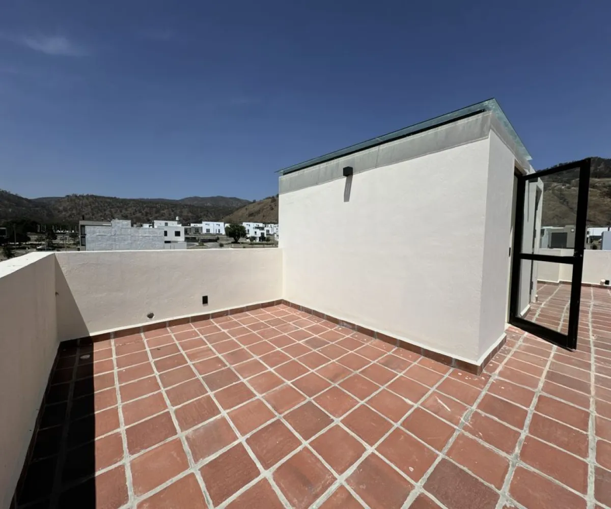 Casa En Venta,El Edén, Tlajomulco de Zúñiga,Paseo del Edén 2 46, Tlajomulco de Zúñiga, Jalisco 45645, 4 Habitaciones,3 Baños,Paseo del Edén,2,pJjOKfP