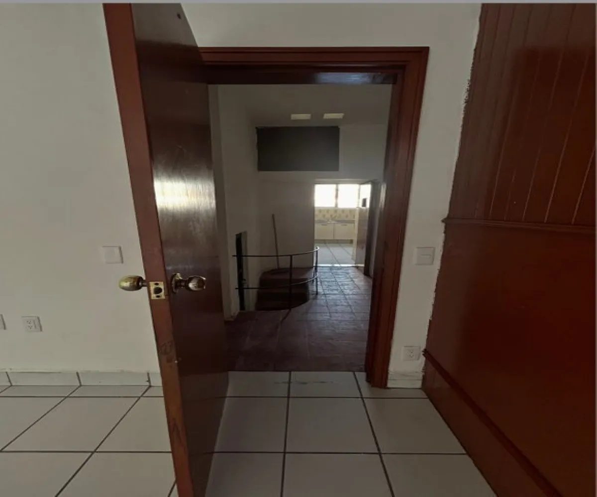 Casa En Venta,Vallarta,Avenida de los Arcos 136, Guadalajara, Jalisco 44130, 7 Habitaciones,4 Baños,Avenida de los Arcos,3,pU0AxLL