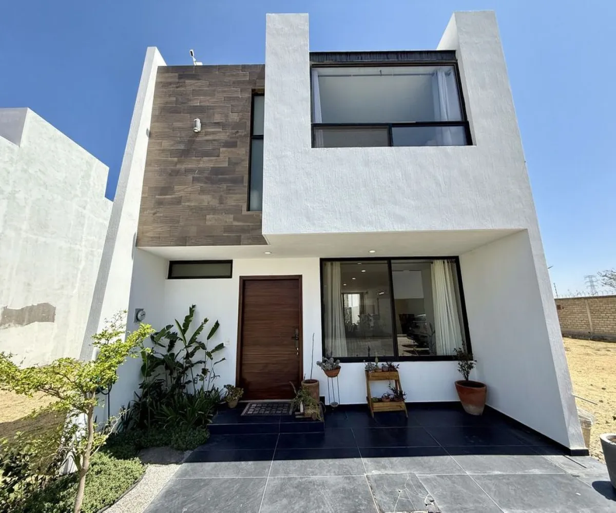 Casa En Venta,Punto Sur,Avenida Magallanes 1130 222, San Pedro Tlaquepaque, Jalisco 45601, 3 Habitaciones,2 Baños,Avenida Magallanes,1,p2j5Rqe