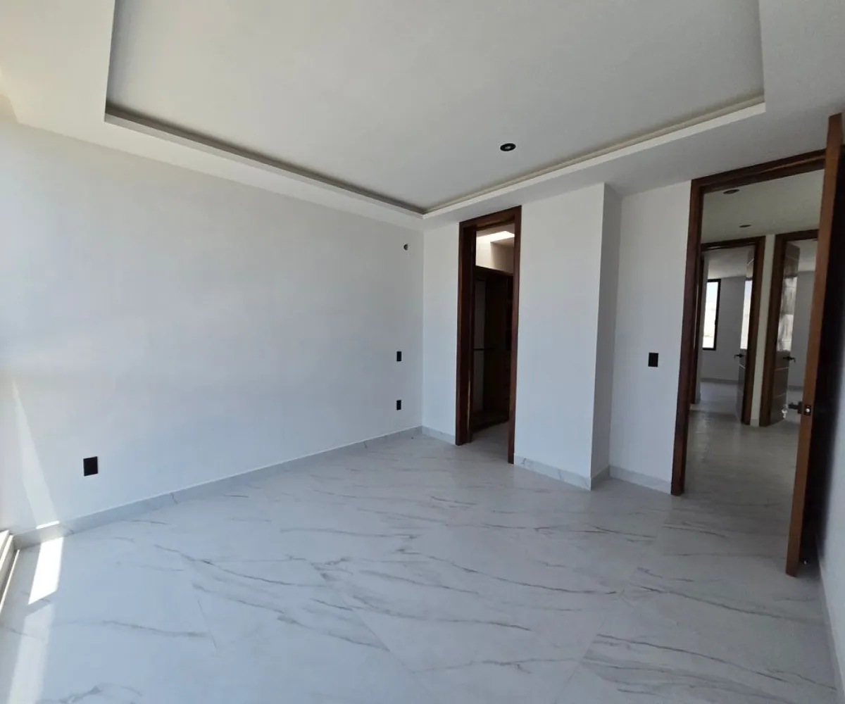 Casa En Venta,Casa Fuerte,Circuito El Baluarte 479, Tlajomulco de Zúñiga, Jalisco 44710, 3 Habitaciones,4 Baños,Circuito El Baluarte,1,pqx5pAY