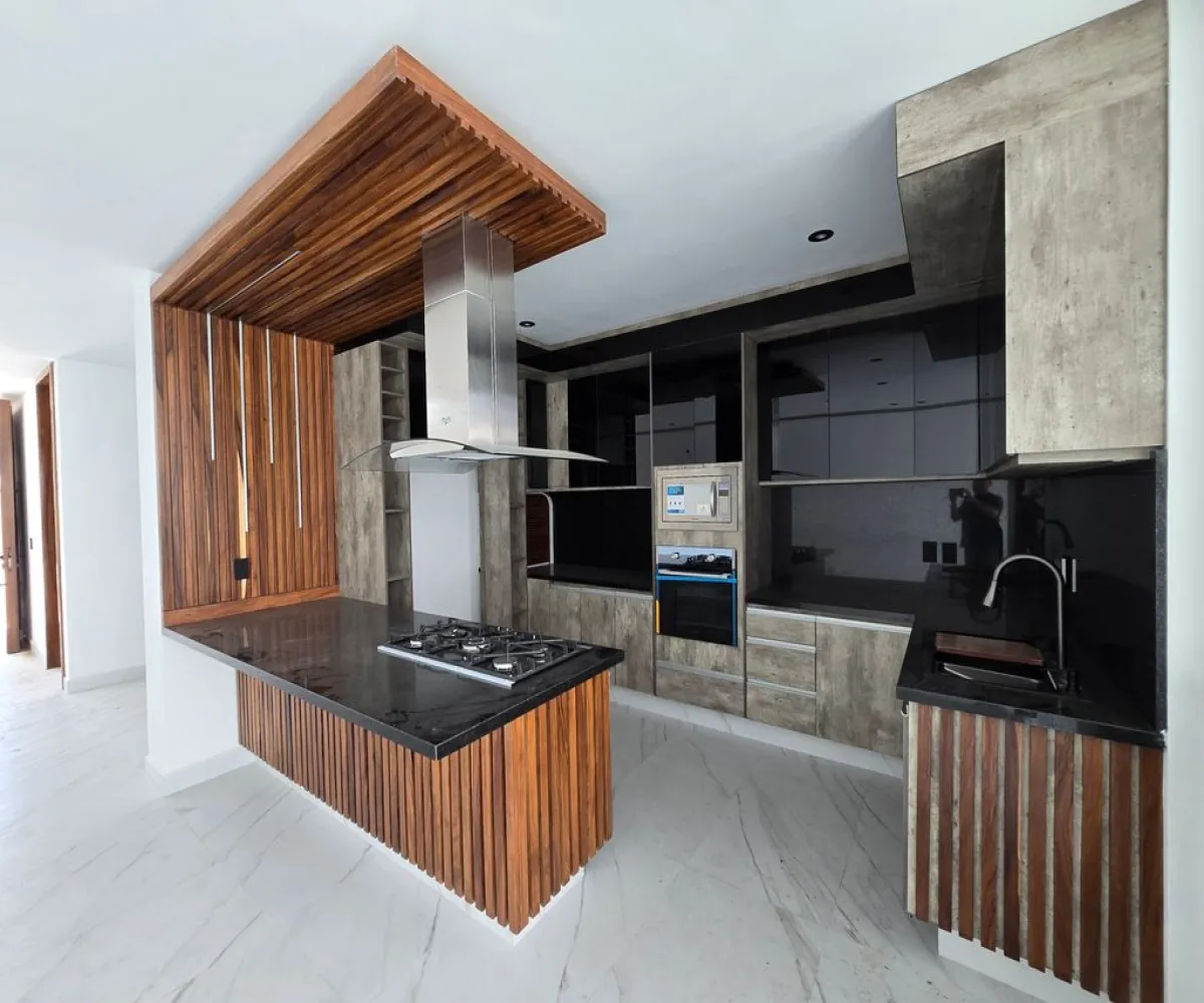 Casa En Venta,Casa Fuerte,Circuito El Baluarte 479, Tlajomulco de Zúñiga, Jalisco 44710, 3 Habitaciones,4 Baños,Circuito El Baluarte,1,pqx5pAY