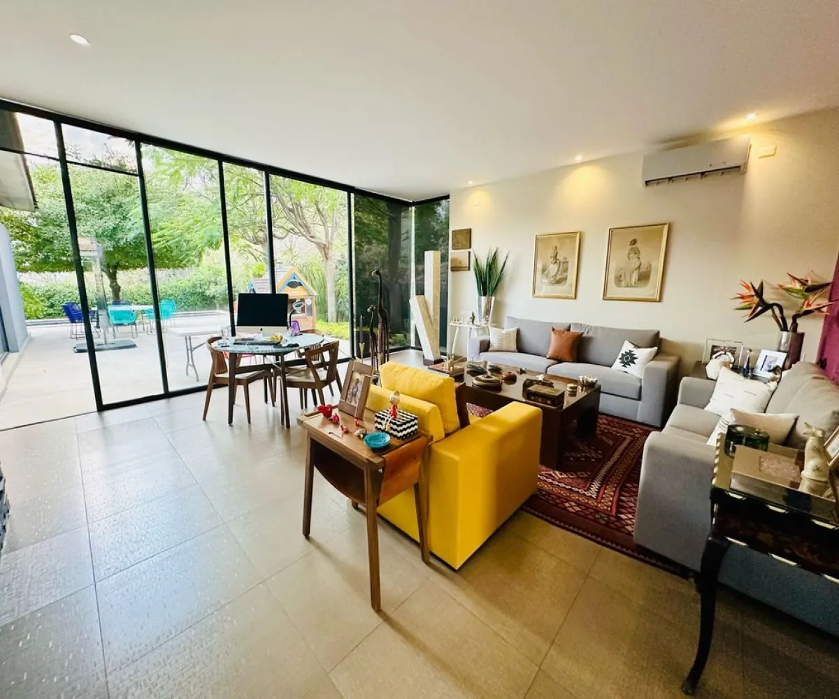 Casa En Venta,Condominio La Pradera,Bosque de Zapopan 170, Zapopan, Jalisco 45133, 3 Habitaciones,3 Baños,Bosque de Zapopan,1,phUkm24