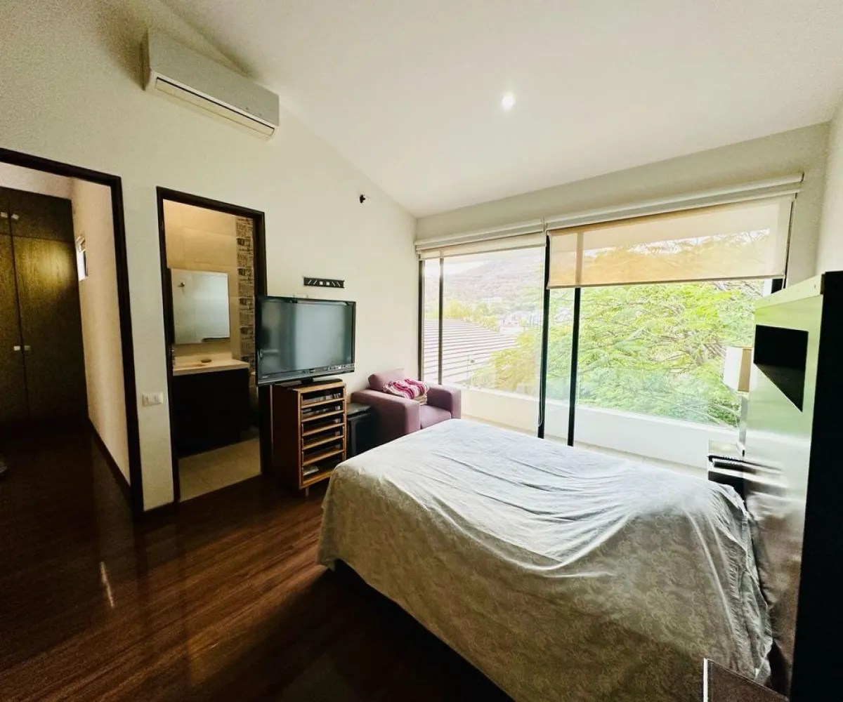 Casa En Venta,Condominio La Pradera,Bosque de Zapopan 170, Zapopan, Jalisco 45133, 3 Habitaciones,3 Baños,Bosque de Zapopan,1,phUkm24