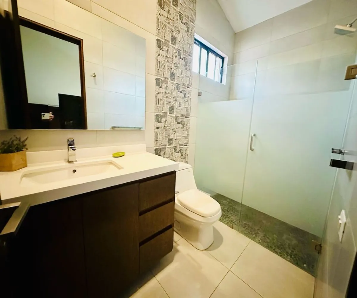 Casa En Venta,Condominio La Pradera,Bosque de Zapopan 170, Zapopan, Jalisco 45133, 3 Habitaciones,3 Baños,Bosque de Zapopan,1,phUkm24