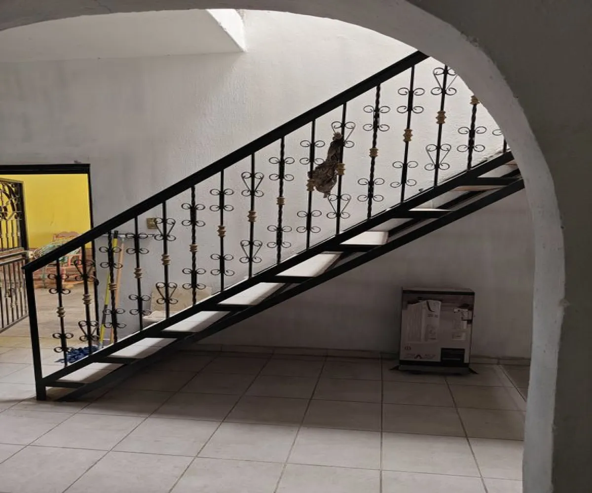 Casa En Venta,La Llave,Felipe loza 140, San Pedro Tlaquepaque, Jalisco 45618, 5 Habitaciones,5 Baños,Felipe loza,2,puYhecK