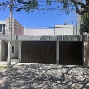 Casa En Venta,Prados Providencia,Calle José María Heredia 2790, Guadalajara, Jalisco 44670, 6 Habitaciones,4 Baños,Calle José María Heredia,2,p2YO8uR