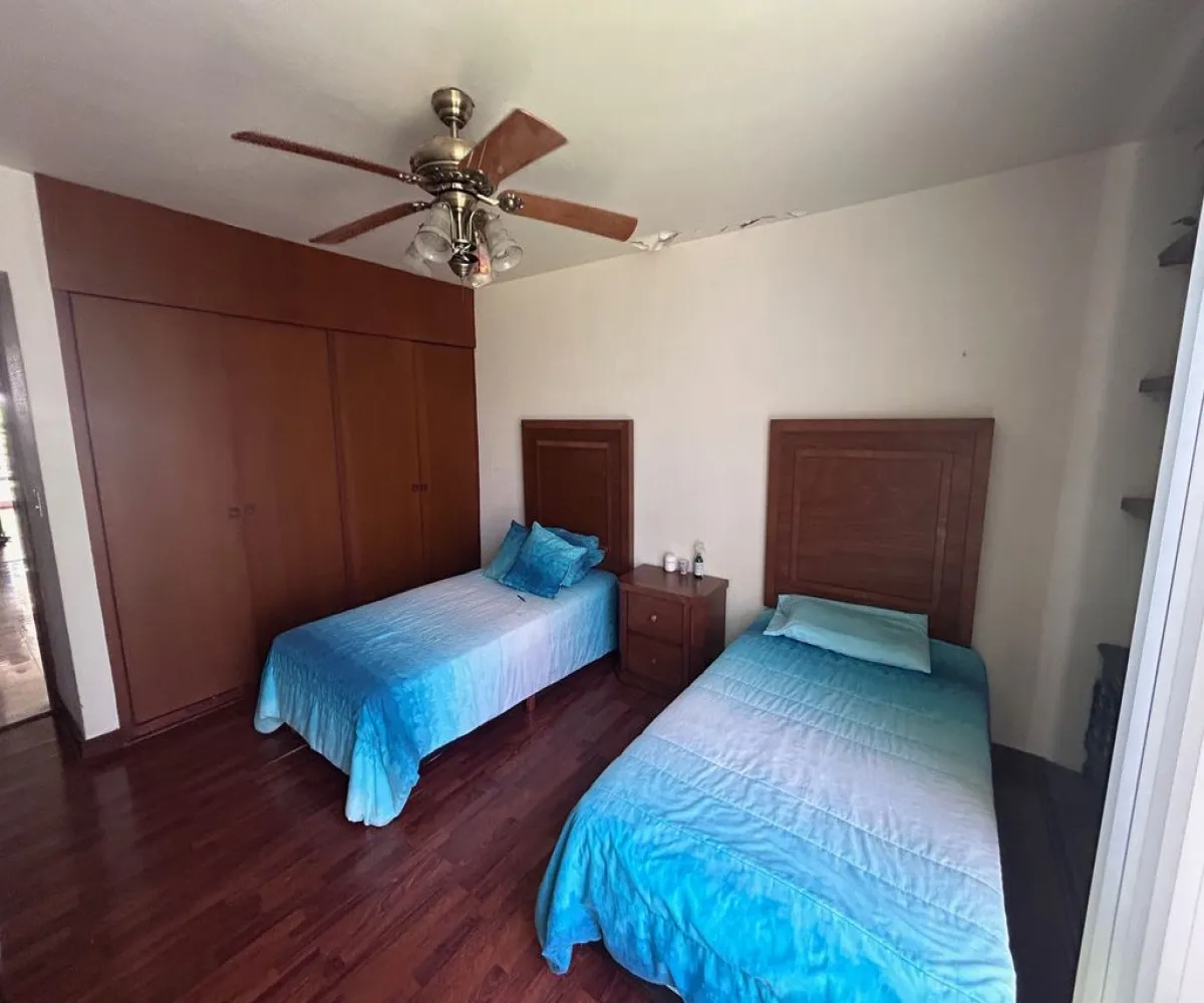 Casa En Venta,Prados Providencia,Calle José María Heredia 2790, Guadalajara, Jalisco 44670, 6 Habitaciones,4 Baños,Calle José María Heredia,2,p2YO8uR