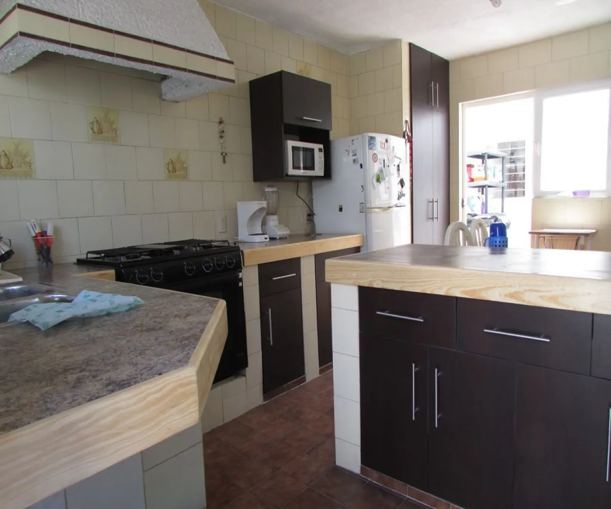 Casa En Venta,Eucalipto Vallarta,Boticelli 5295, Zapopan, Jalisco 45020, 4 Habitaciones,4 Baños,Boticelli,1,pnr1Slo