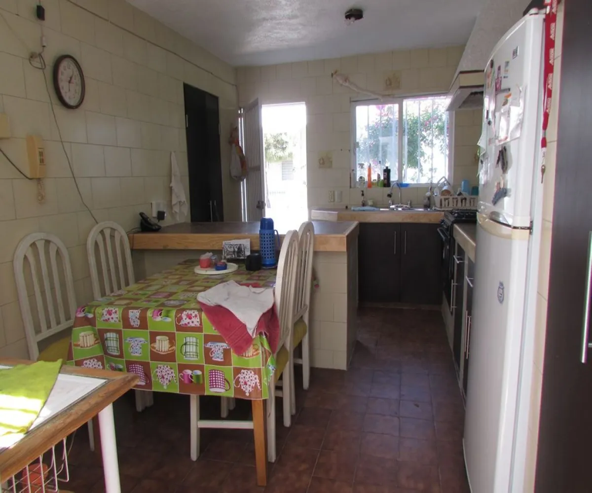 Casa En Venta,Eucalipto Vallarta,Boticelli 5295, Zapopan, Jalisco 45020, 4 Habitaciones,4 Baños,Boticelli,1,pnr1Slo