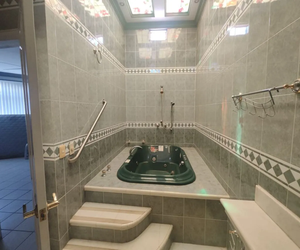 Casa En Venta,Las Carretas,Las Carretas |, Ixtlahuacán de los Membrillos, Jalisco 45641, 4 Habitaciones,3 Baños,Las Carretas,1,p8nmCJ7