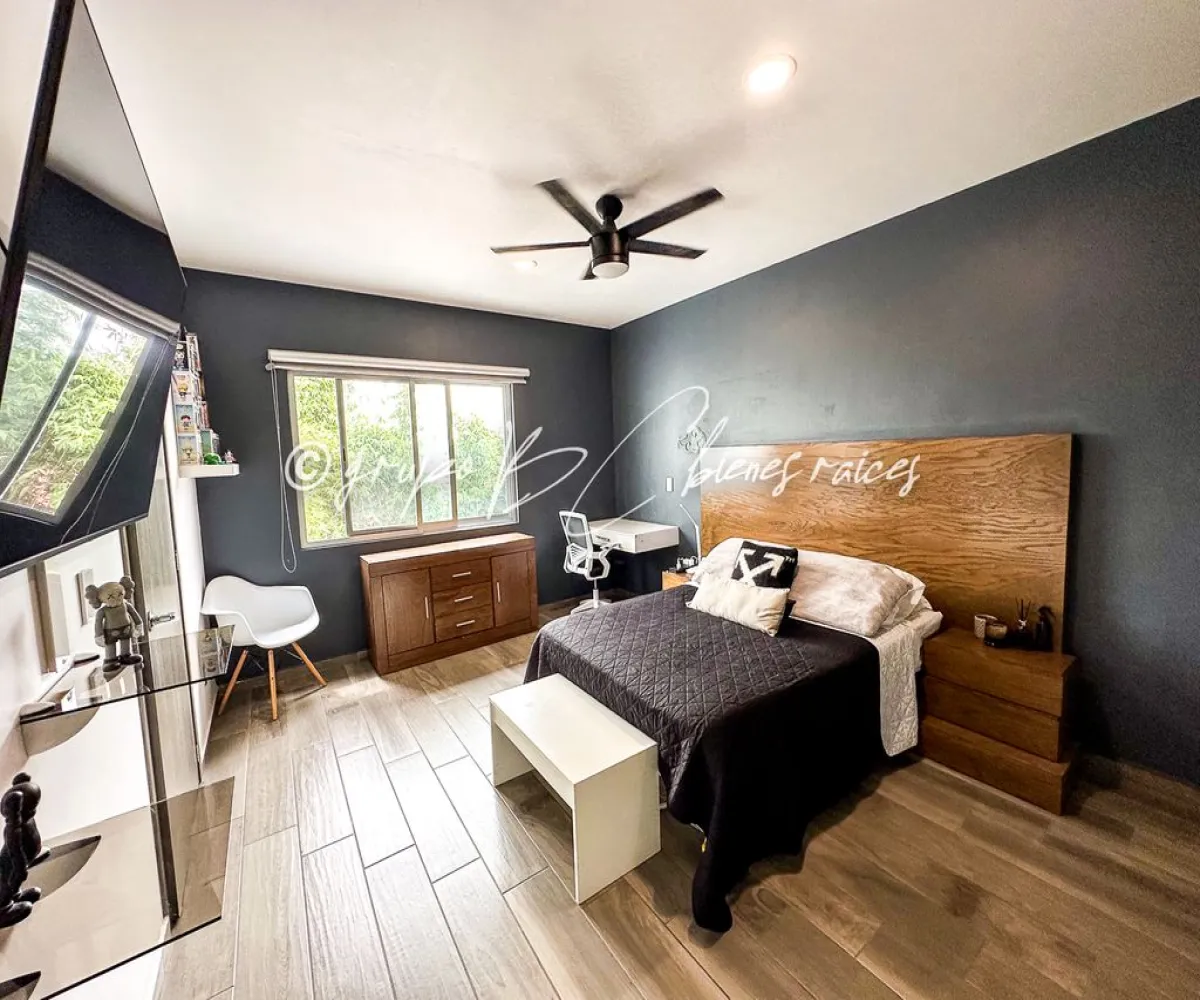 Casa En Venta,ArboladaBosques de Santa Anita,San Alvaro 9, Tlajomulco de Zúñiga, Jalisco 45645, 4 Habitaciones,3 Baños,San Alvaro,1,pcEAcnY