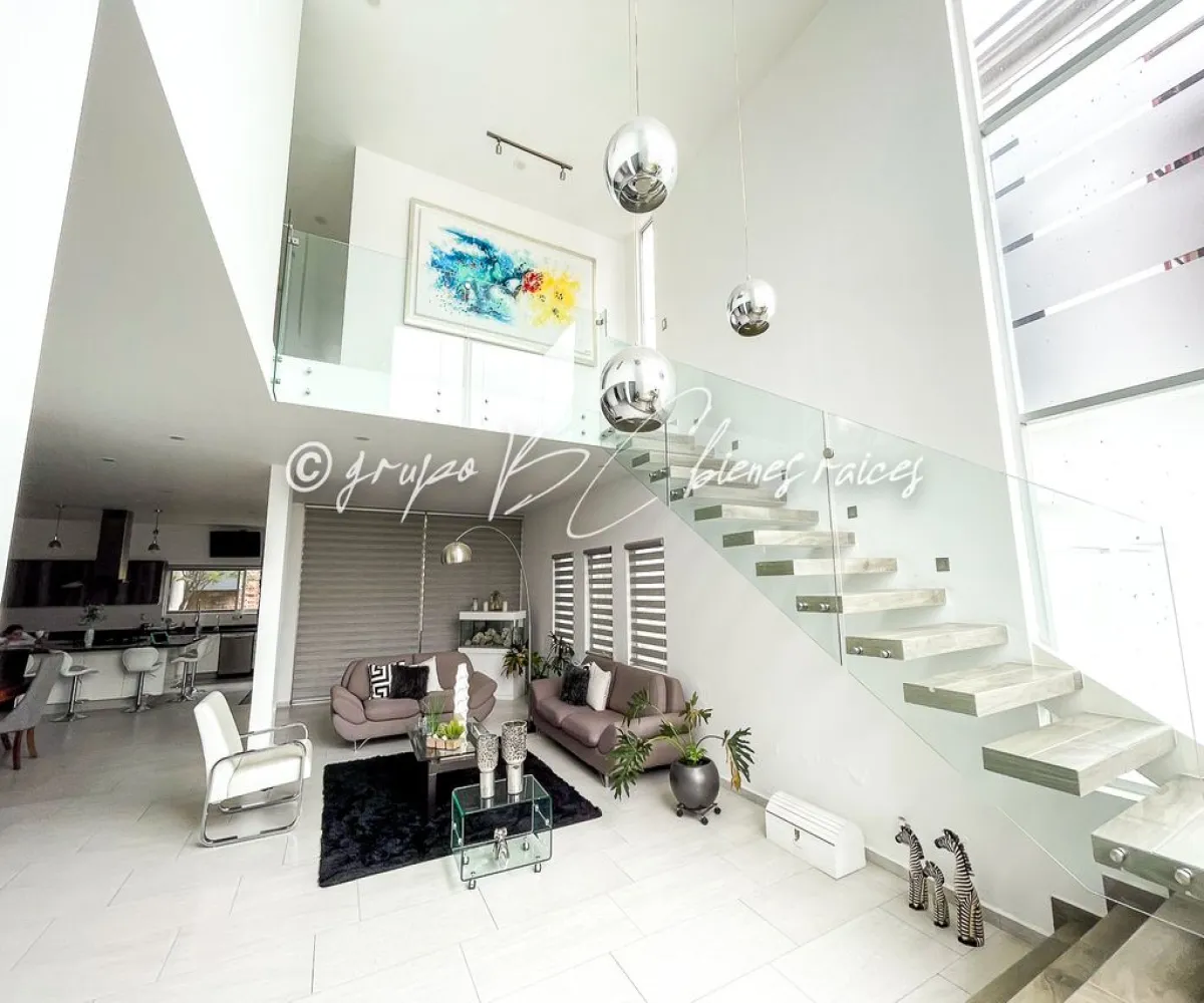 Casa En Venta,ArboladaBosques de Santa Anita,San Alvaro 9, Tlajomulco de Zúñiga, Jalisco 45645, 4 Habitaciones,3 Baños,San Alvaro,1,pcEAcnY