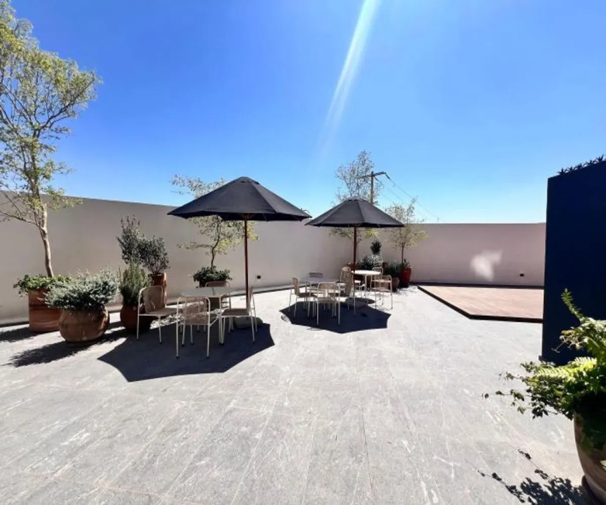 Departamento En Venta,Zapopan Centro,Avenida José Parres Arias 175, Zapopan, Jalisco 45160, 3 Habitaciones,2 Baños,Avenida José Parres Arias,1,pmAfqu8