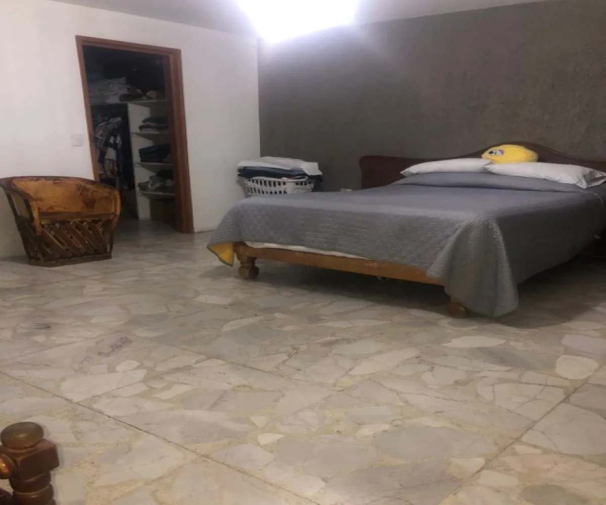 Casa En Venta,Jardines del Sol,12 de diciembre 2844, Zapopan, Jalisco 45050, 5 Habitaciones,3 Baños,12 de diciembre,2,plTSJnj