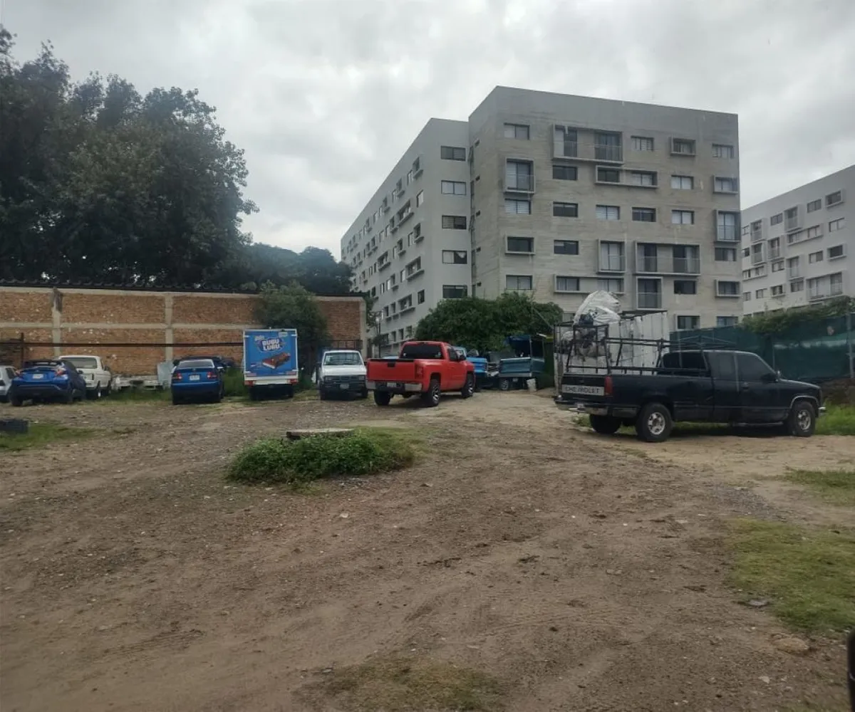 Terreno En Venta,Lomas del Batán,Josefa Ortiz de Domínguez 214, Zapopan, Jalisco 45190,Josefa Ortiz de Domínguez,pMU5yVO
