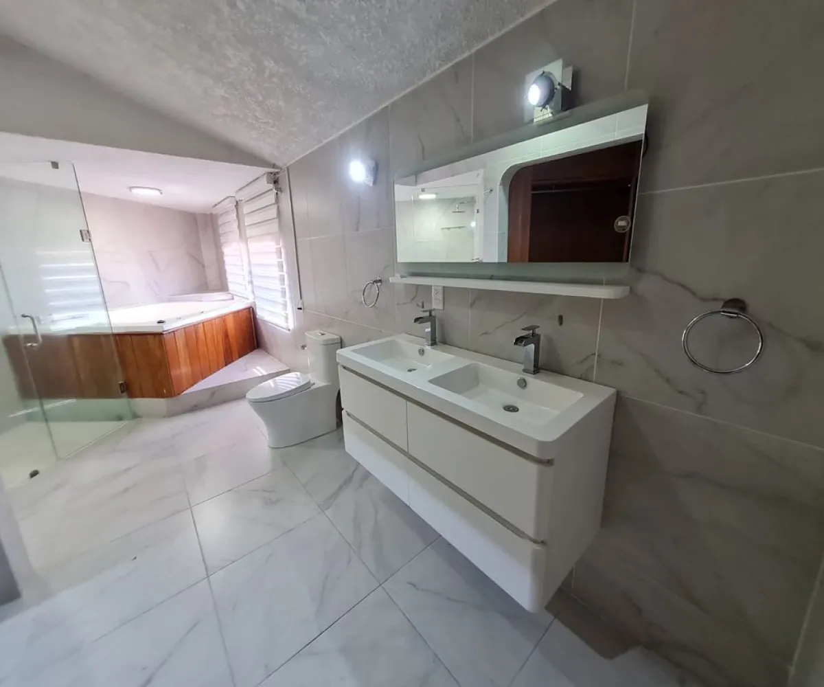 Casa En Venta,Bugambilias,Segunda Seccion |, Zapopan, Jalisco 45237, 4 Habitaciones,6 Baños,Segunda Seccion,1,ppGmxyf