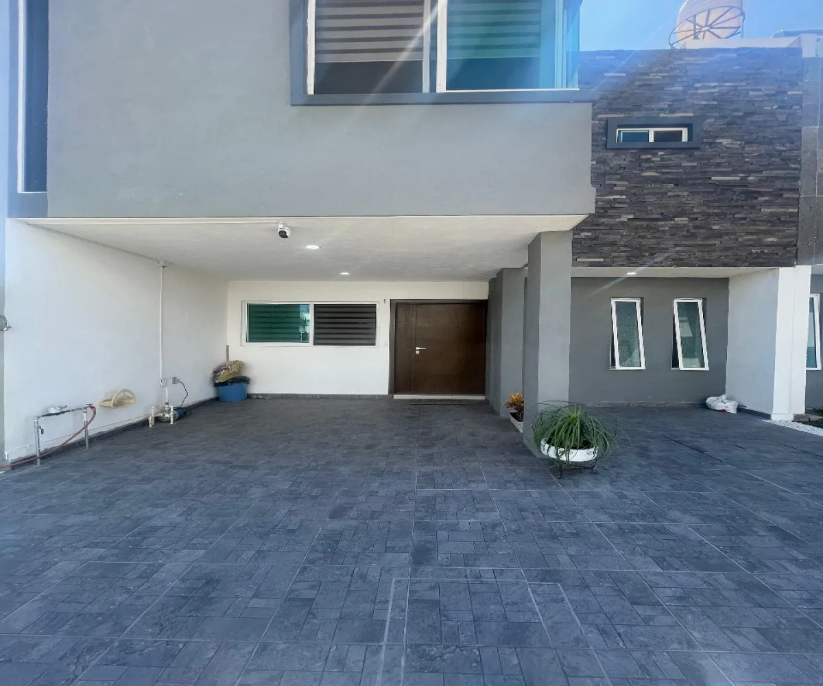 Casa En Venta,Nuevo México,antiguo camino a copalita 1379 1008, Zapopan, Jalisco 45138, 4 Habitaciones,4 Baños,Los Pinos Residencial,antiguo camino a copalita,2,723203