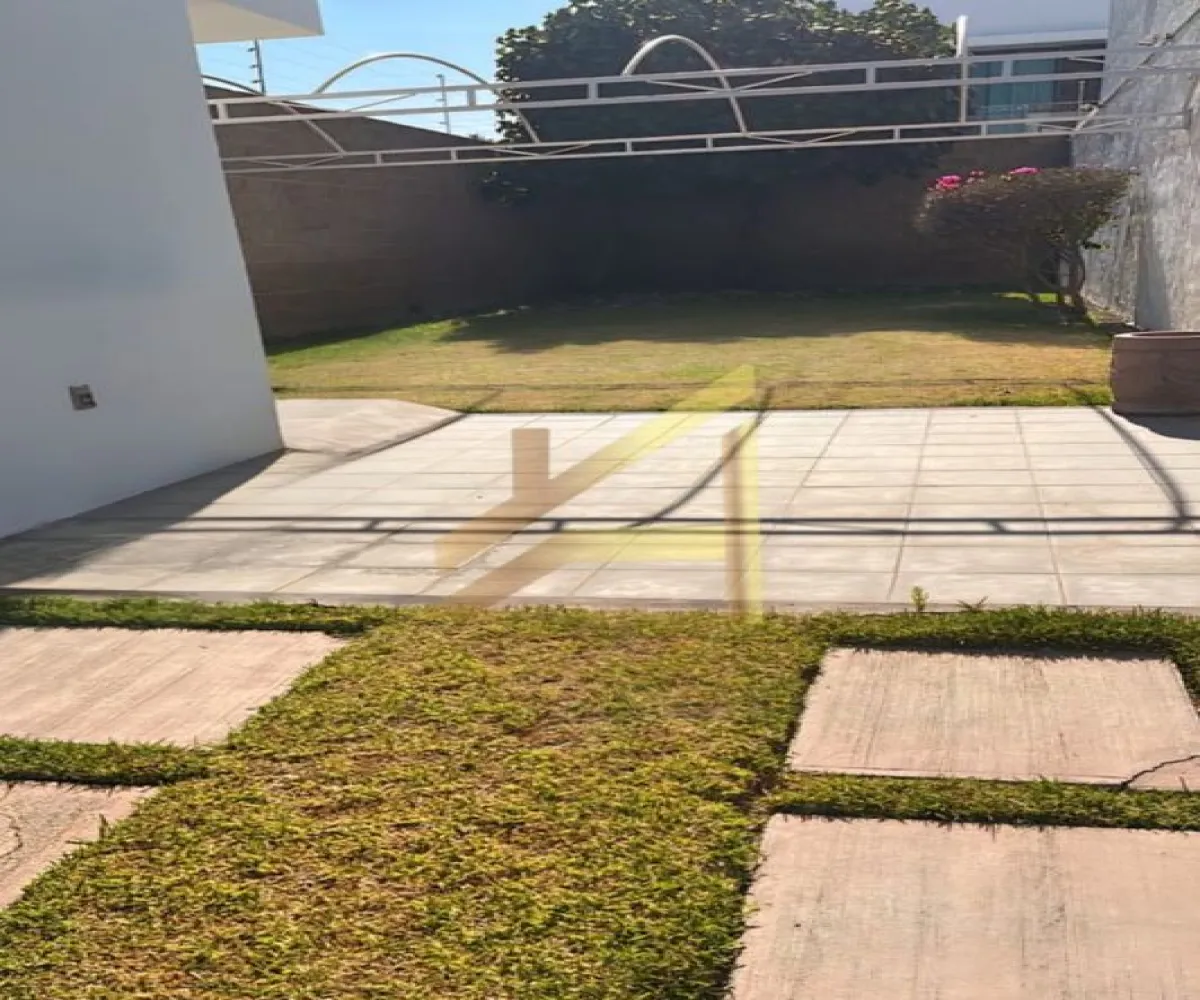 Terreno En Venta,San Agustin,Camino de Los Tabachines 88, Tlajomulco de Zúñiga, Jalisco 45645,Camino de Los Tabachines,1,pxSyFrZ