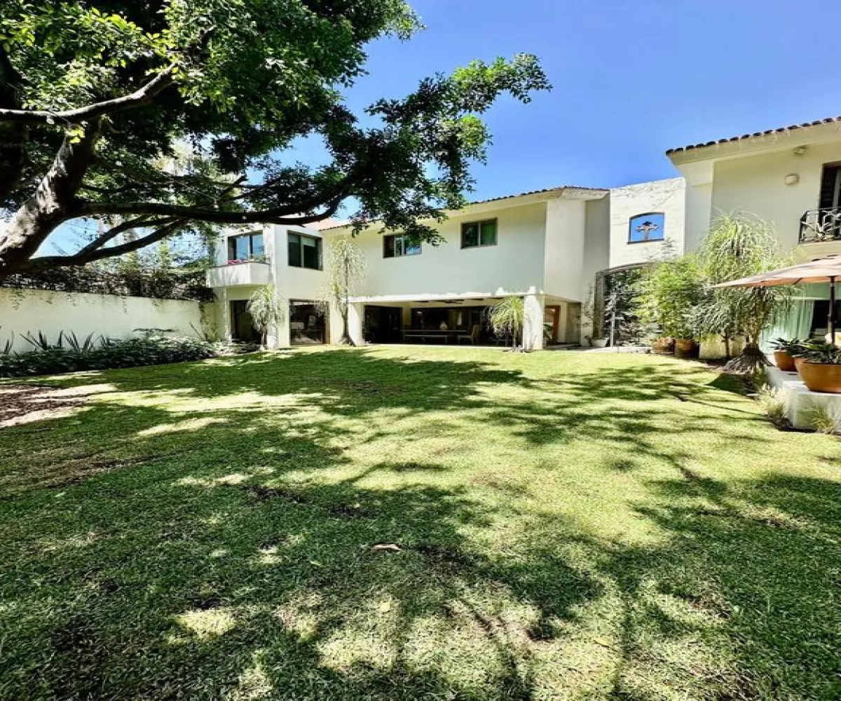 Casa En Venta,Colinas de San Javier,Calle Circuito Madrigal 1971, Zapopan, Jalisco 45110, 4 Habitaciones,4 Baños,Calle Circuito Madrigal,2,pwJtvYZ