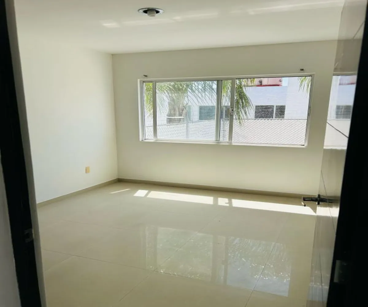 Casa En Venta,Bugambilias,Callejon del Iris 211, Zapopan, Jalisco 45237, 4 Habitaciones,3 Baños,Callejon del Iris,1,pxyshJZ