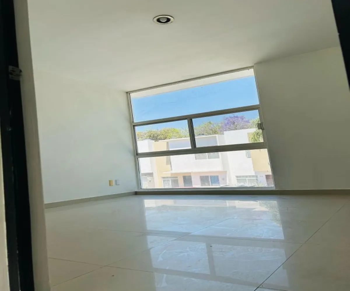 Casa En Venta,Bugambilias,Callejon del Iris 211, Zapopan, Jalisco 45237, 4 Habitaciones,3 Baños,Callejon del Iris,1,pxyshJZ