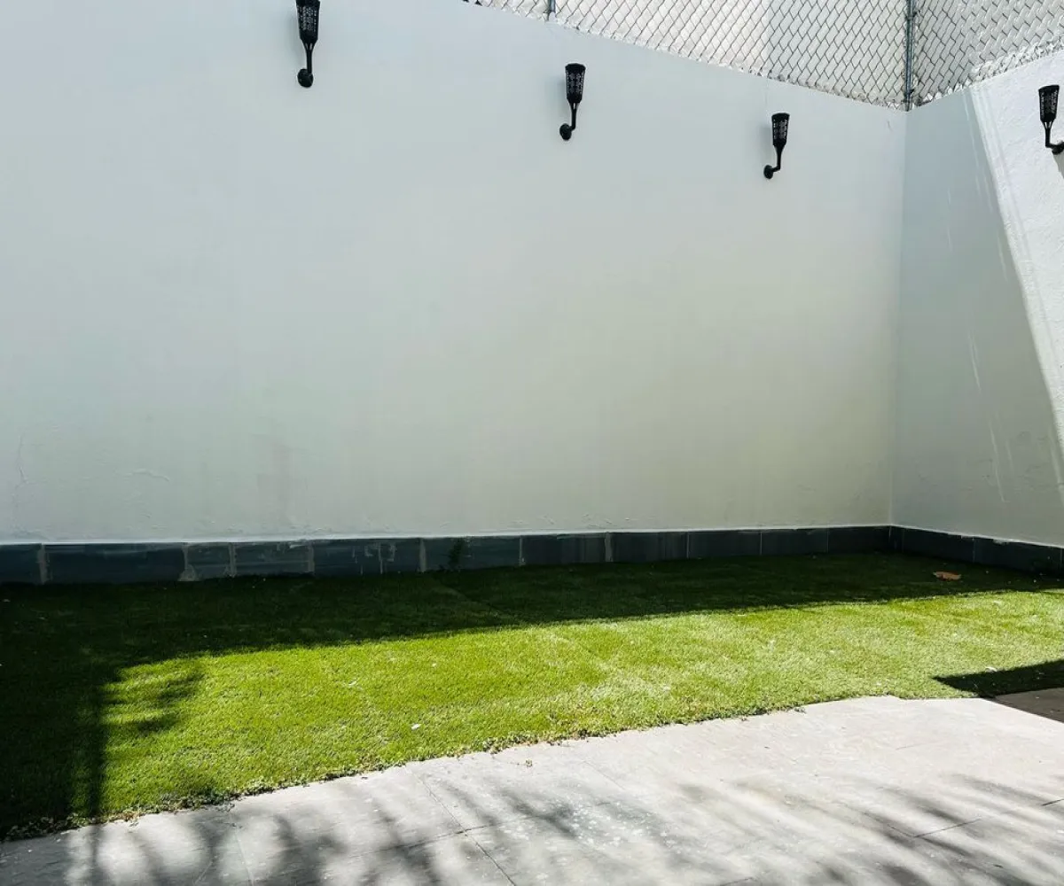 Casa En Venta,Bugambilias,Callejon del Iris 211, Zapopan, Jalisco 45237, 4 Habitaciones,3 Baños,Callejon del Iris,1,pxyshJZ