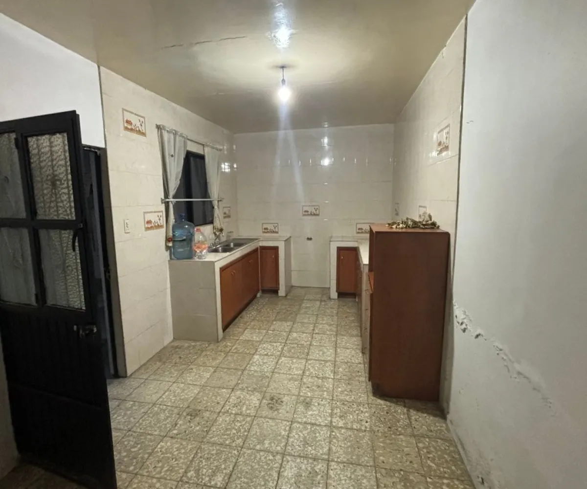 Casa En Venta, Olimpica,Calle Salvador López Chávez 1031, Guadalajara, Jalisco 44430, 2 Habitaciones,1 Baño,Calle Salvador López Chávez,1,pGlzJuK