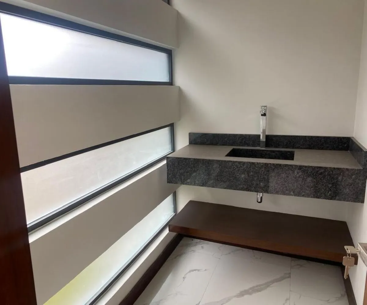 Casa En Venta,La mojonera,Avenida General Ramón Corona 4432, Zapopan, Jalisco 45134, 3 Habitaciones,4 Baños,Avenida General Ramón Corona,1,p8fejNm