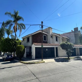 Casa En Venta,Vallarta Universidad,Calle David H. Lawrence 5348, Zapopan, Jalisco 45110, 4 Habitaciones,3 Baños,Calle David H. Lawrence,2,ppojSiC