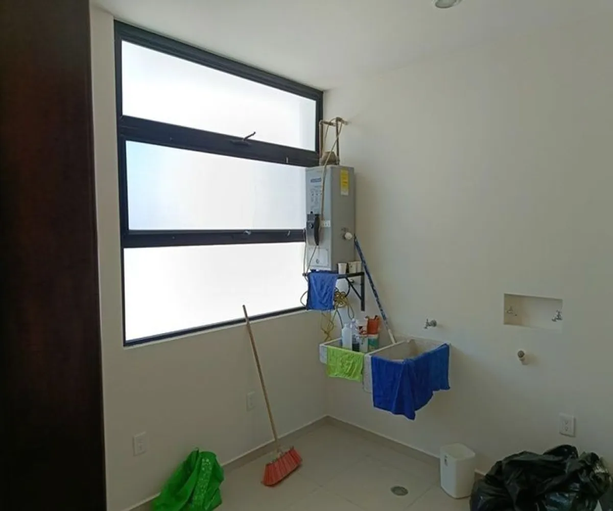 Casa En Venta,valle imperial ,Avenida del Bosque 1995, Zapopan, Jalisco 45134, 4 Habitaciones,3 Baños,Avenida del Bosque ,1,pLDyXMU