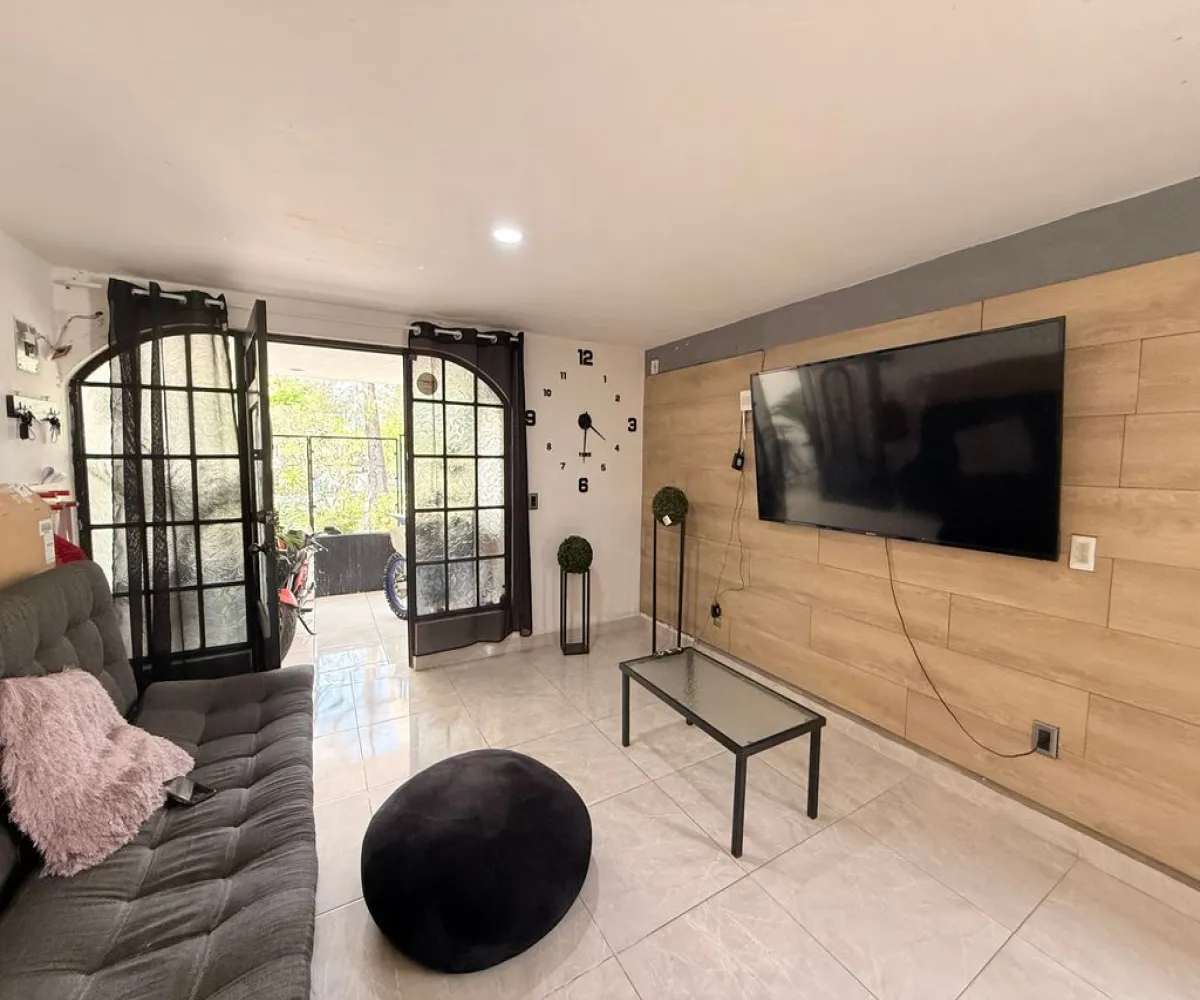 Casa En Venta,El Zalate,Andador Vicente Morales 100, Guadalajara, Jalisco 44760, 3 Habitaciones,1 Baño,Andador Vicente Morales,2,prGOuws