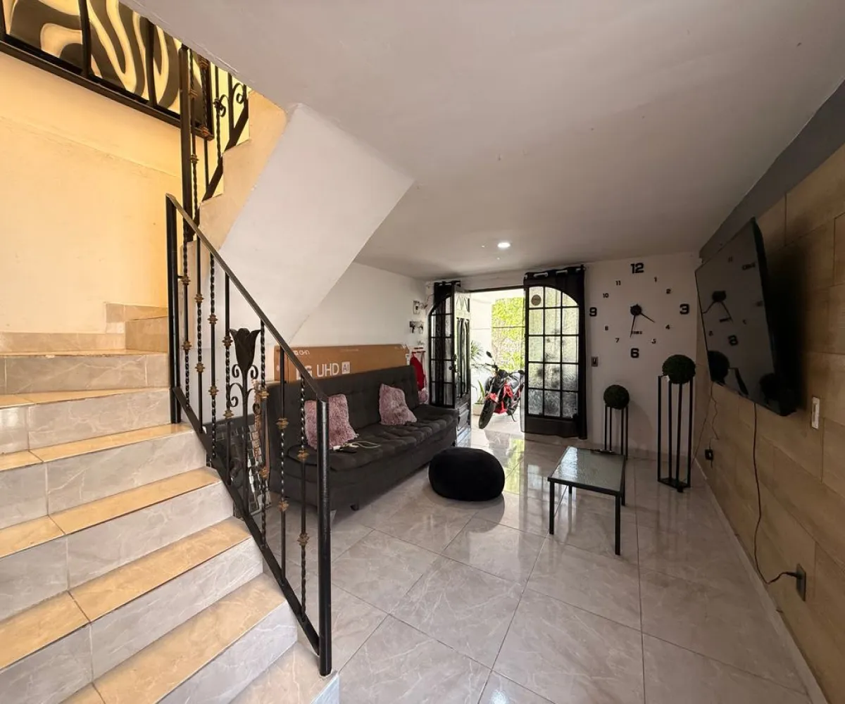 Casa En Venta,El Zalate,Andador Vicente Morales 100, Guadalajara, Jalisco 44760, 3 Habitaciones,1 Baño,Andador Vicente Morales,2,prGOuws