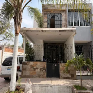 Casa En Venta,El Zalate,Andador Vicente Morales 100, Guadalajara, Jalisco 44760, 3 Habitaciones,1 Baño,Andador Vicente Morales,2,prGOuws