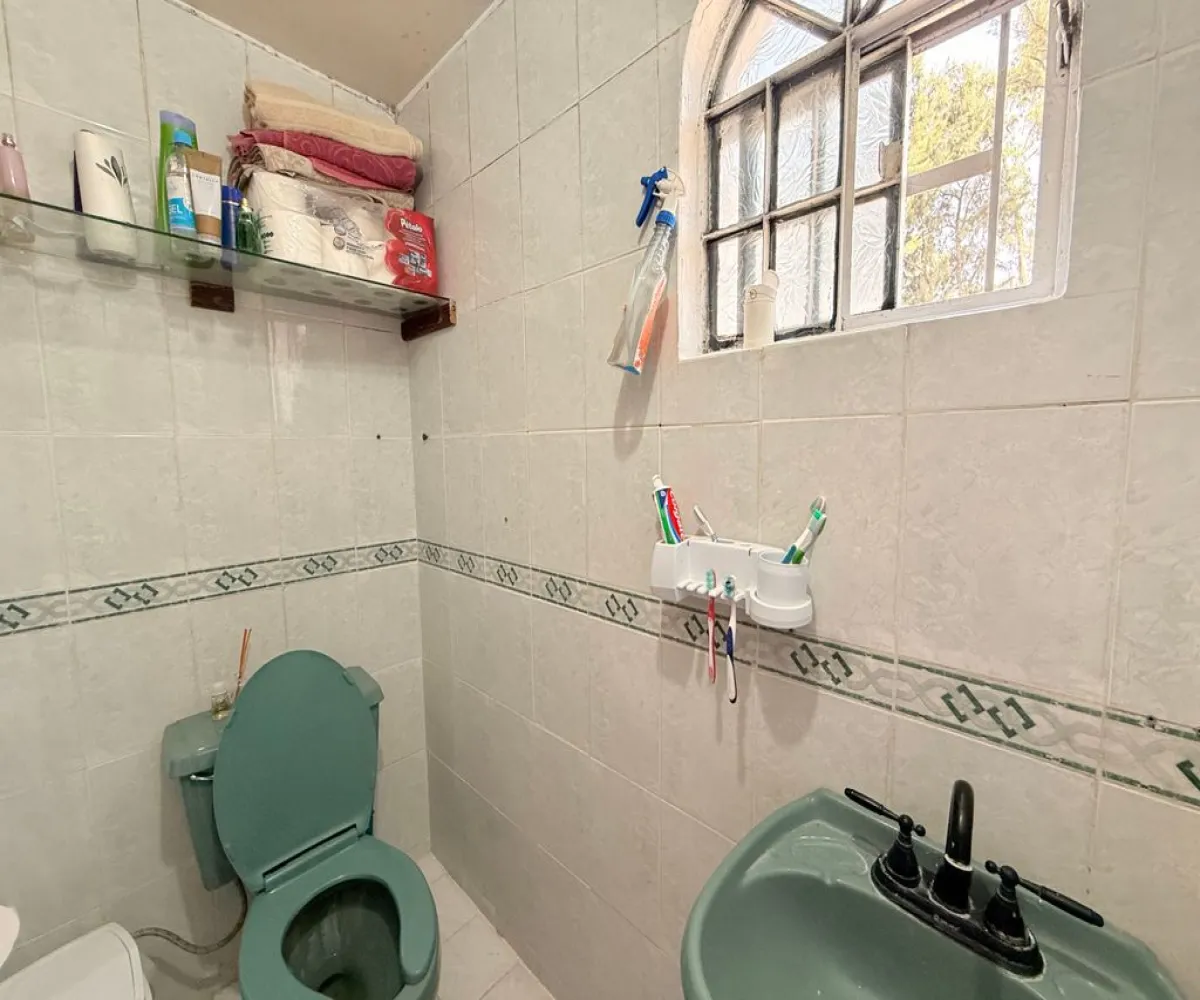 Casa En Venta,El Zalate,Andador Vicente Morales 100, Guadalajara, Jalisco 44760, 3 Habitaciones,1 Baño,Andador Vicente Morales,2,prGOuws