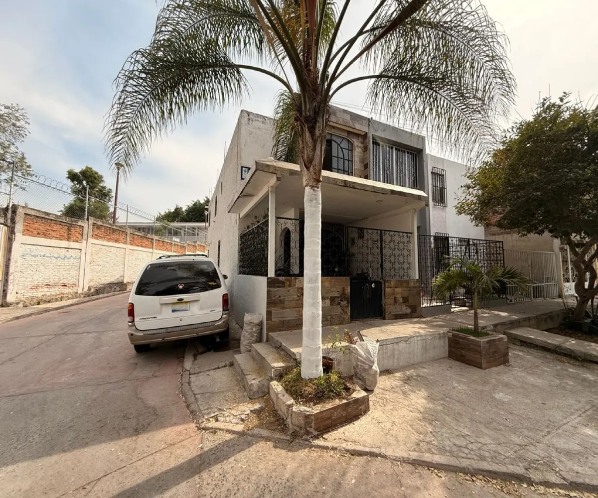 Casa En Venta,El Zalate,Andador Vicente Morales 100, Guadalajara, Jalisco 44760, 3 Habitaciones,1 Baño,Andador Vicente Morales,2,prGOuws