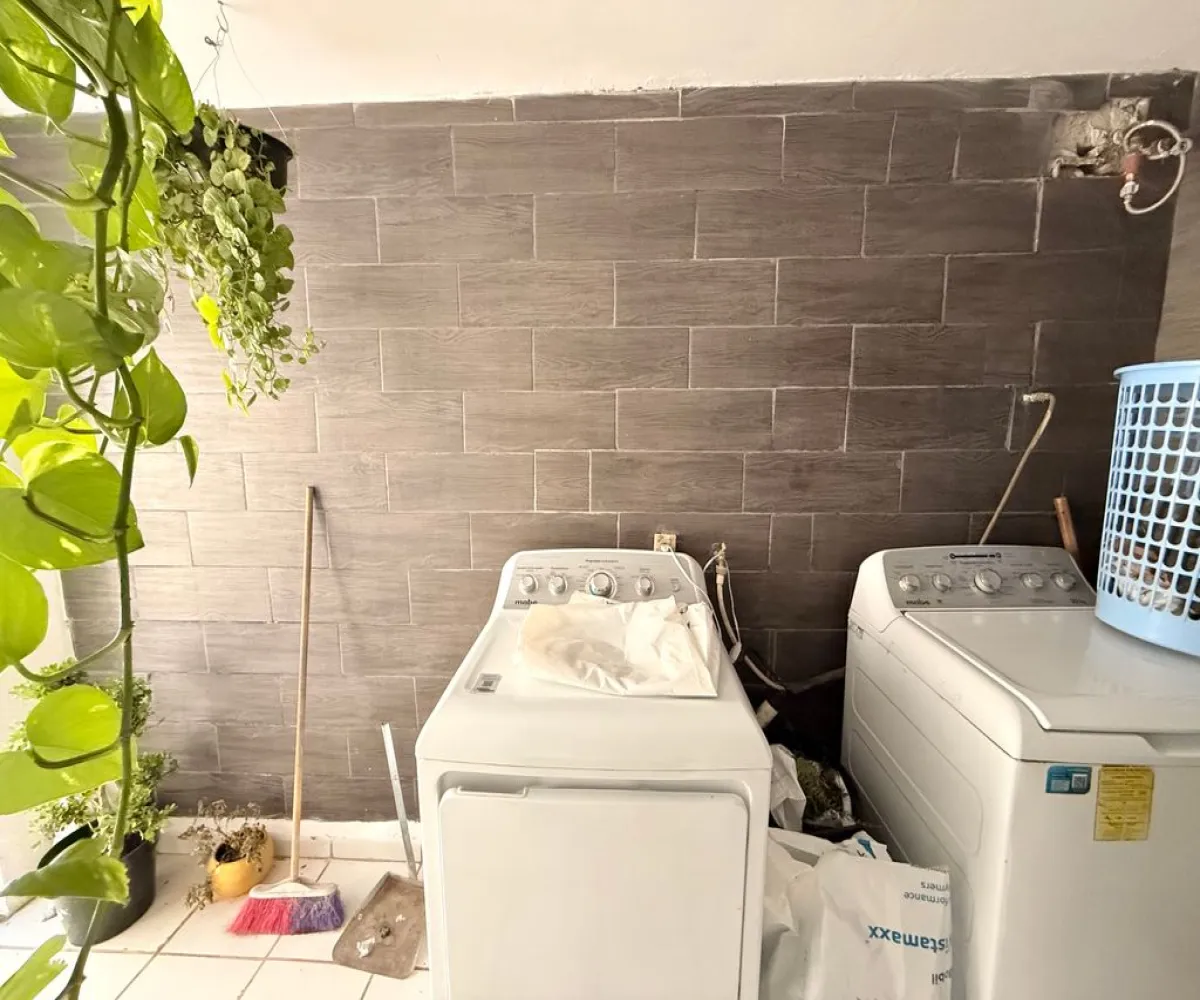 Casa En Venta,El Zalate,Andador Vicente Morales 100, Guadalajara, Jalisco 44760, 3 Habitaciones,1 Baño,Andador Vicente Morales,2,prGOuws