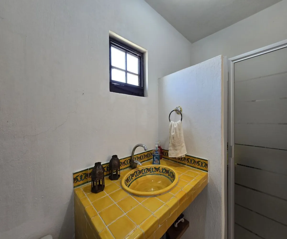 Casa En Venta,Fraccionamiento Las Tortugas,Isla Tortugas 6, El Arenal, Jalisco 45365, 4 Habitaciones,4 Baños,Isla Tortugas,1,pLviTCM