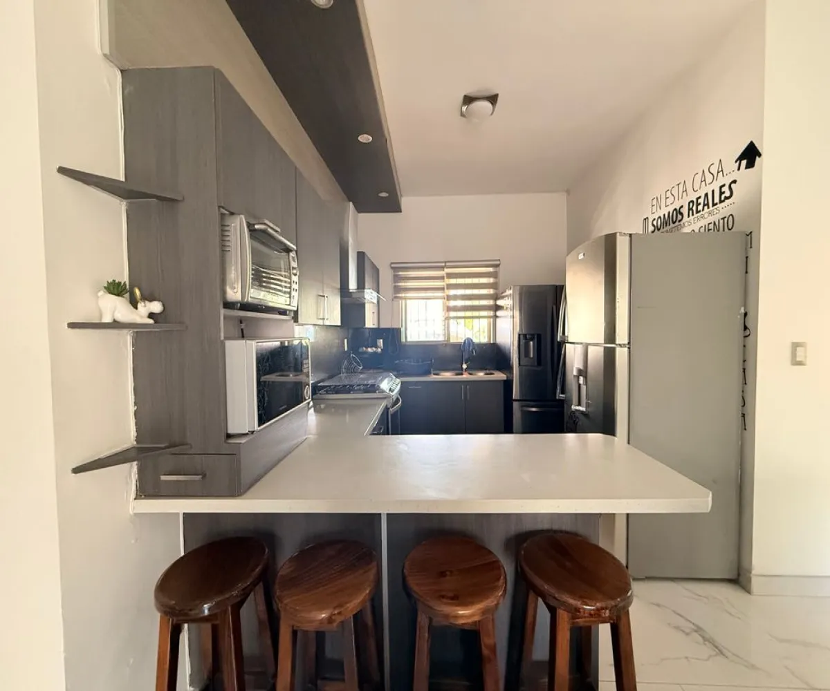 Casa En Venta,Villa California,Paseo de la reina 1, Tlajomulco de Zúñiga, Jalisco 45645, 5 Habitaciones,4 Baños,Paseo de la reina,2,pN8ZWi2